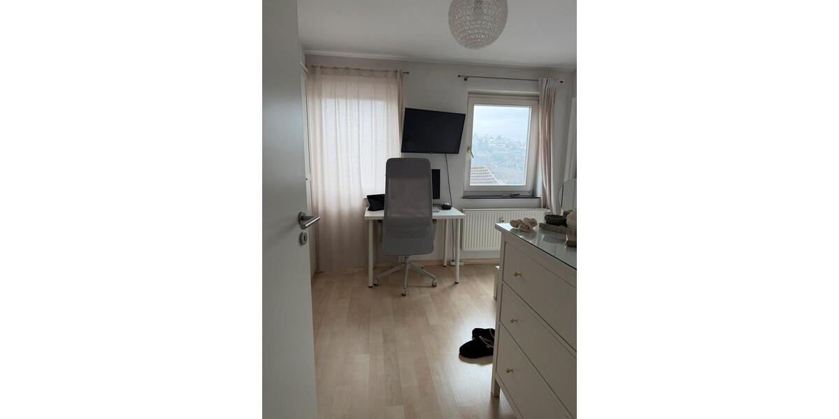 Etagenwohnung Rottenburg am Neckar - 2 Zimmer, 65 m&sup2;, 1.050&euro; | Angebot:25120856