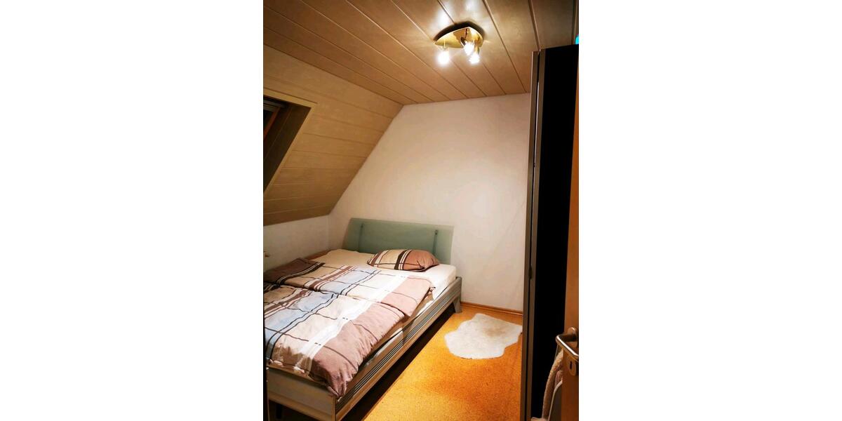 Dachgeschoßwohnung Neubulach - 3 Zimmer, 75 m&sup2;, 1.100&euro; | Angebot:24739967