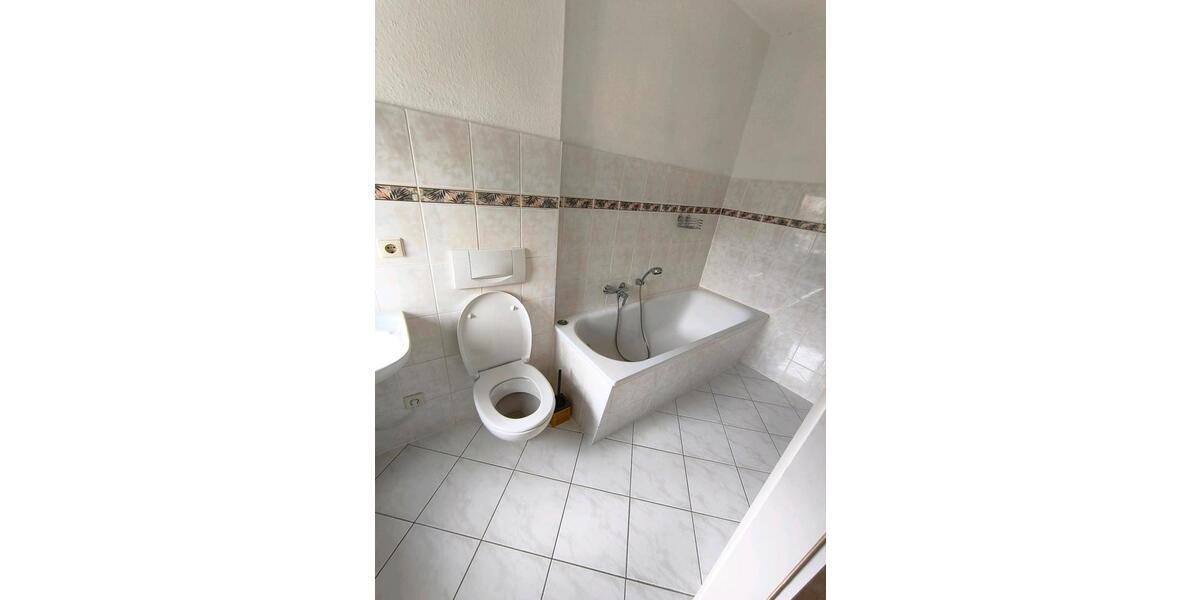 Etagenwohnung Neustadt in Sachsen - 3 Zimmer, 71 m&sup2;, 720&euro; | Angebot:25945275