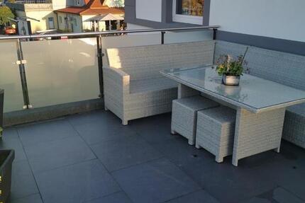 Wohnung Brakel - 1 Zimmer, 140 m&sup2;, 1.200&euro; | Angebot:26036380