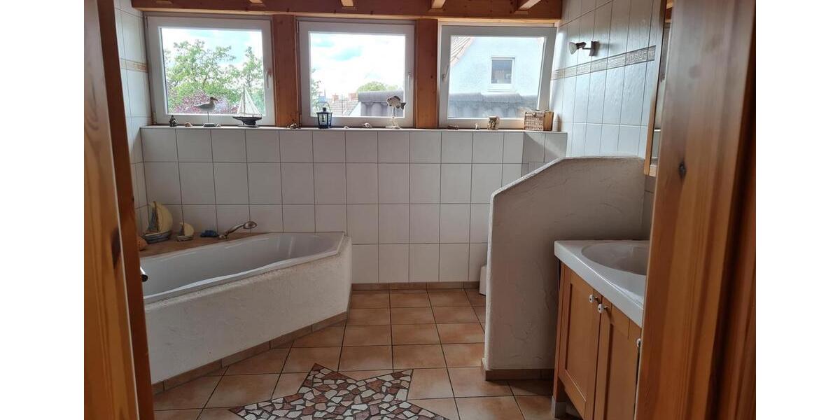 Etagenwohnung Siegen Weidenau - 4 Zimmer, 100 m&sup2;, 950&euro; | Angebot:25146676