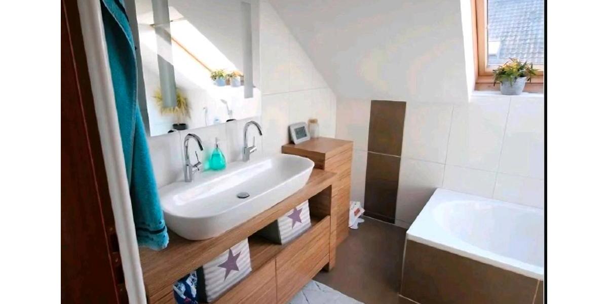 Dachgeschoßwohnung Bickenbach - 3.5 Zimmer, 96 m&sup2;, 1.099&euro; | Angebot:25934585