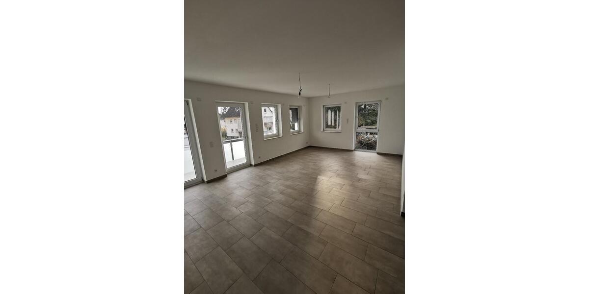 Etagenwohnung Obertshausen - 3 Zimmer, 87 m&sup2;, 1.150&euro; | Angebot:26619776