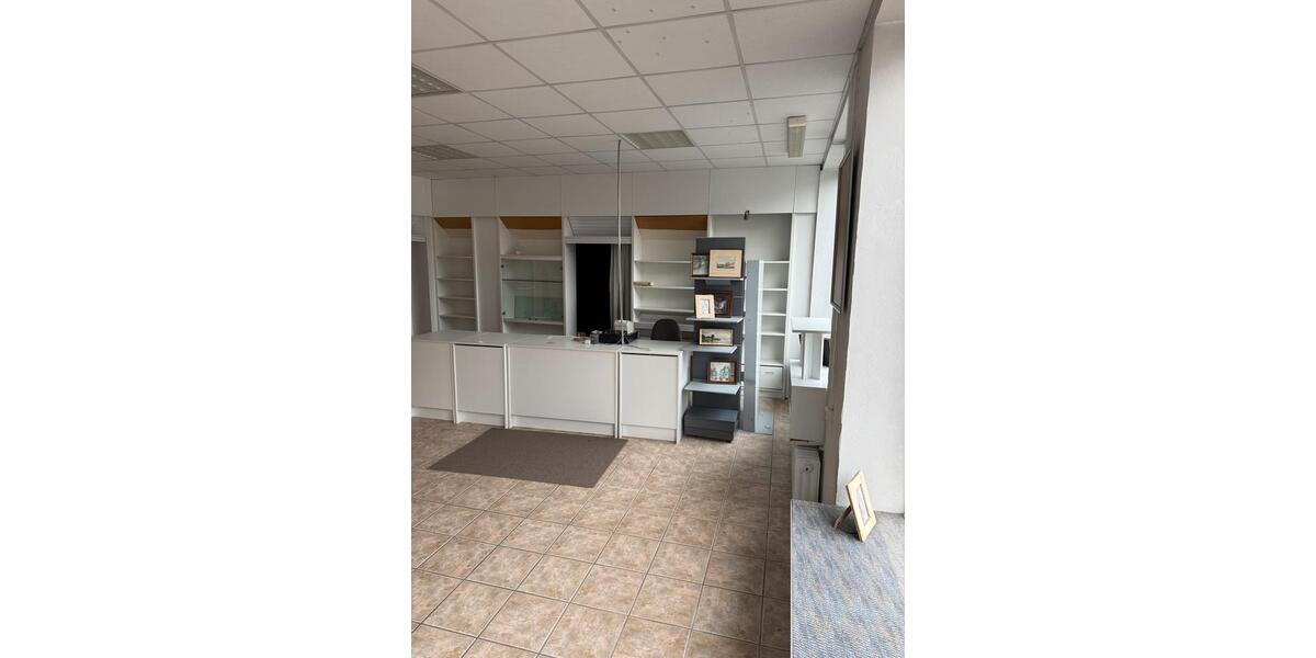 Gewerbeobjekt Nordenham - 700&euro; | Angebot:26092355