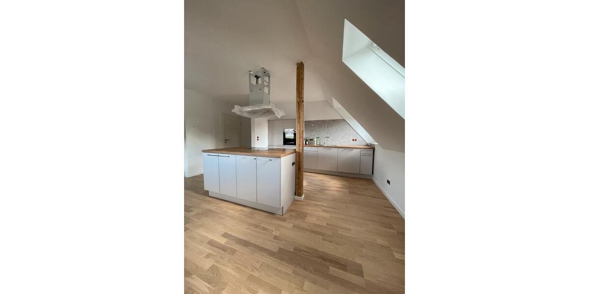 Dachgeschoßwohnung Bielefeld Stieghorst - 2.5 Zimmer, 47 m&sup2;, 920&euro; | Angebot:26690666