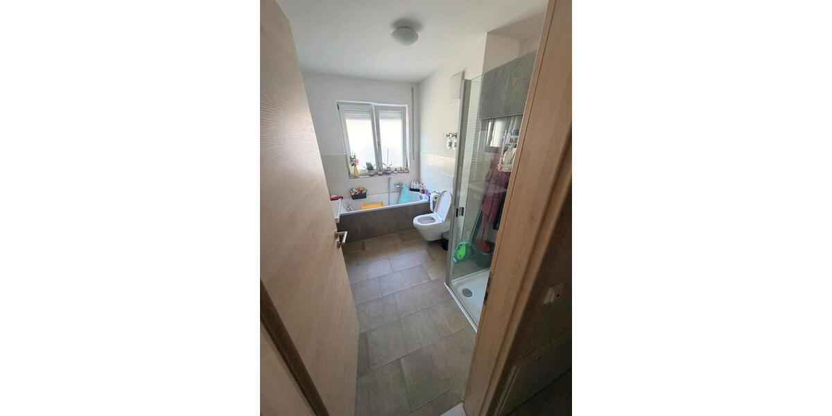 Erdgeschoßwohnung Taufkirchen (Vils) - 3 Zimmer, 80 m&sup2;, 1.100&euro; | Angebot:26701523