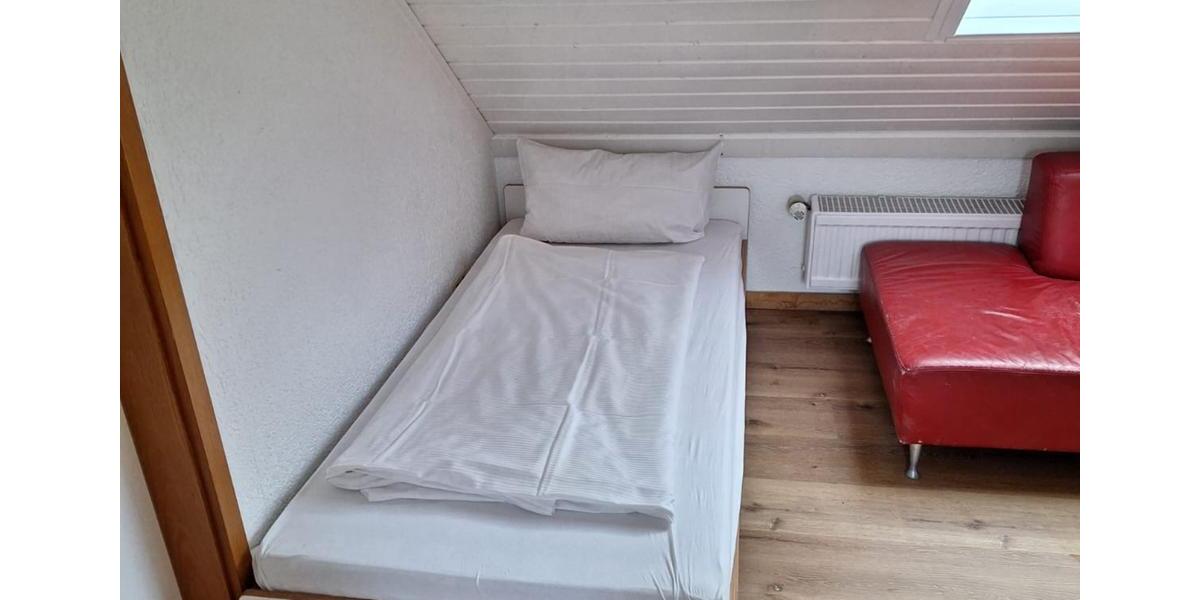 Wohnen auf Zeit Korntal-Münchingen Münchingen - 3 Zimmer, 120 m&sup2;, 1.600&euro; | Angebot:26219719