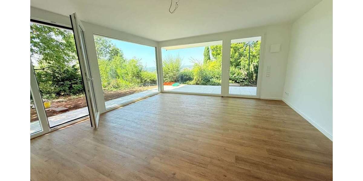 Etagenwohnung Esslingen Hegensberg - 2.5 Zimmer, 80 m&sup2;, 1.100&euro; | Angebot:27255779