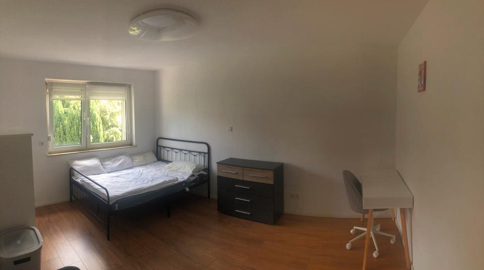 Wohnen auf Zeit Riegelsberg - 4 Zimmer, 120 m&sup2;, 320&euro; | Angebot:26493042