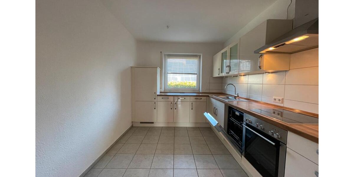 Etagenwohnung Salzweg - 3 Zimmer, 100 m&sup2;, 850&euro; | Angebot:26267675