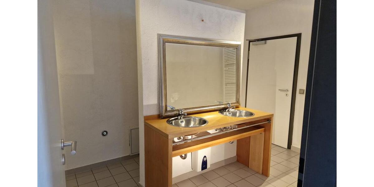 Maisonettenwohnung Nürnberg - 4 Zimmer, 168 m&sup2;, 1.344&euro; | Angebot:23136315