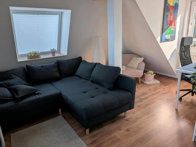 Moderne Dachgeschoss Neustadt 2 Zimmer mit Terrasse