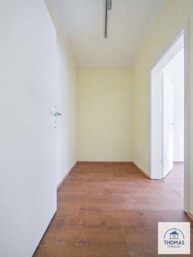 Zentral gelegene Ladenfläche zu vermieten zimmer