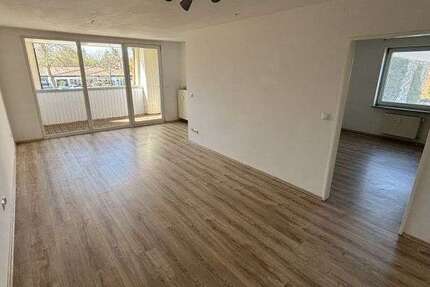 Wohnung Lüneburg Kaltenmoor - 2 Zimmer, 79 m&sup2;, 825&euro; | Angebot:26097213