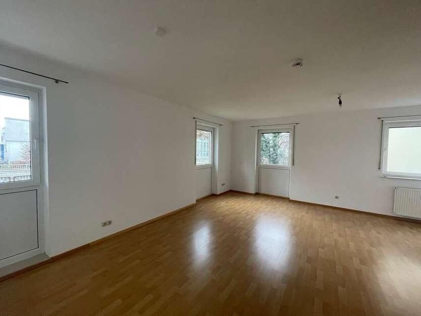 2-Zimmer Wohnung 65 m² Wiesbaden Nähe Hbf zimmer