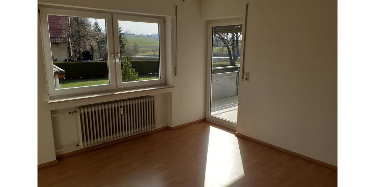 Erdgeschoßwohnung Aalen Dewangen - 4.5 Zimmer, 114 m&sup2;, 1.000&euro; | Angebot:25429298