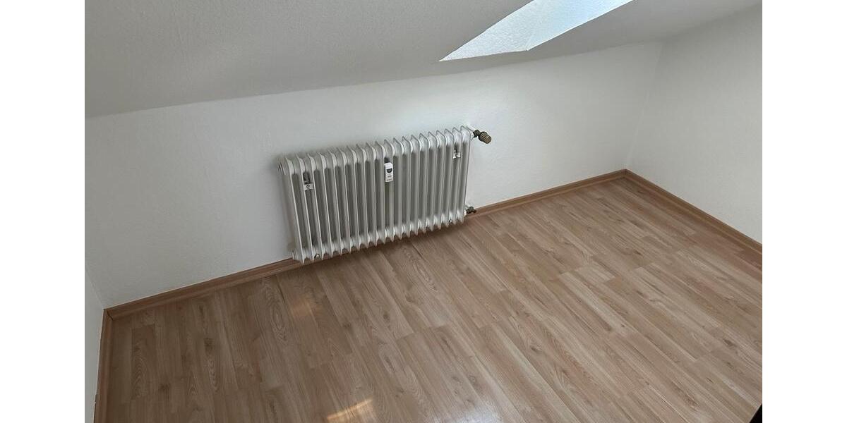 Dachgeschoßwohnung Fulda Kohlhaus - 3 Zimmer, 75 m&sup2;, 650&euro; | Angebot:24785763