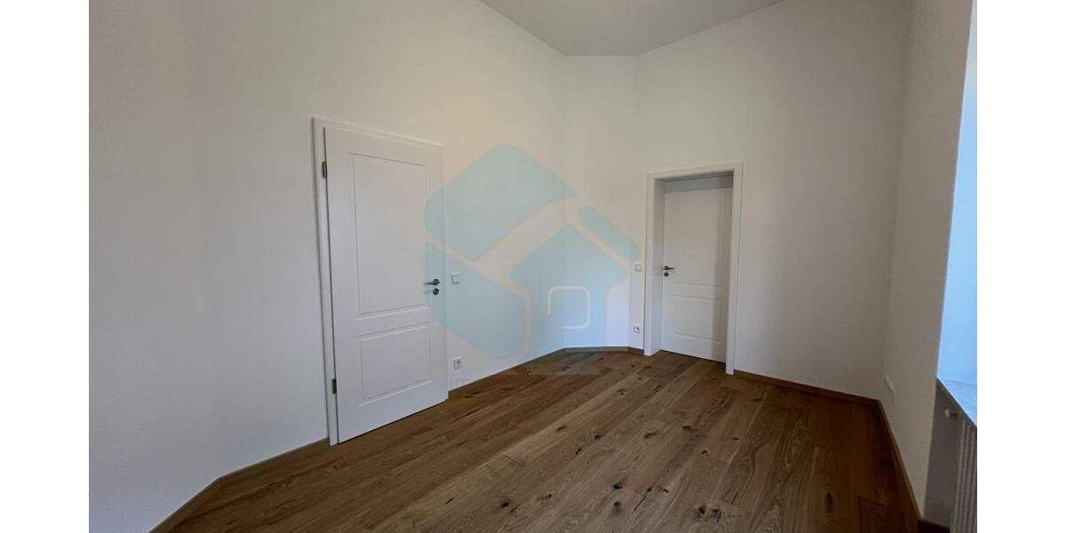 Etagenwohnung Frankfurt Sachsenhausen - 5 Zimmer, 160 m&sup2;, 3.000&euro; | Angebot:25734441