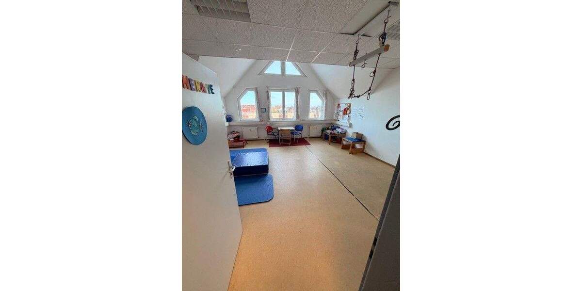 Gewerbeobjekt Fürth Südstadt - 5 Zimmer, 362 m&sup2;, 3.620&euro; | Angebot:24620445