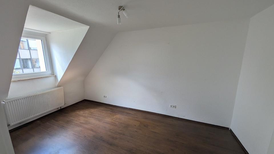 Etagenwohnung Bremerhaven Mitte - 2 Zimmer, 50 m&sup2;, 339&euro; | Angebot:26561848