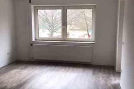 Moderne Wohnung für Singles und Paare mit Balkon
