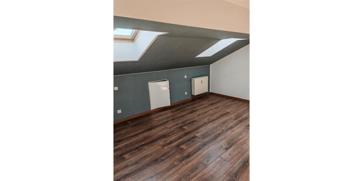 Dachgeschoßwohnung Falkenberg - 4 Zimmer, 120 m&sup2;, 740&euro; | Angebot:26337901