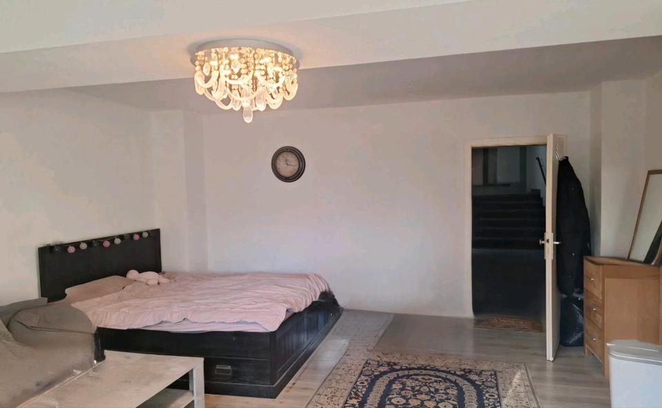 Etagenwohnung Essen Stadtbezirk II - 1 Zimmer, 35 m&sup2;, 600&euro; | Angebot:26482608