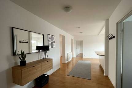 Wohnung zum Mieten in Stuttgart 2.000 € 108 m² 3 zimmer