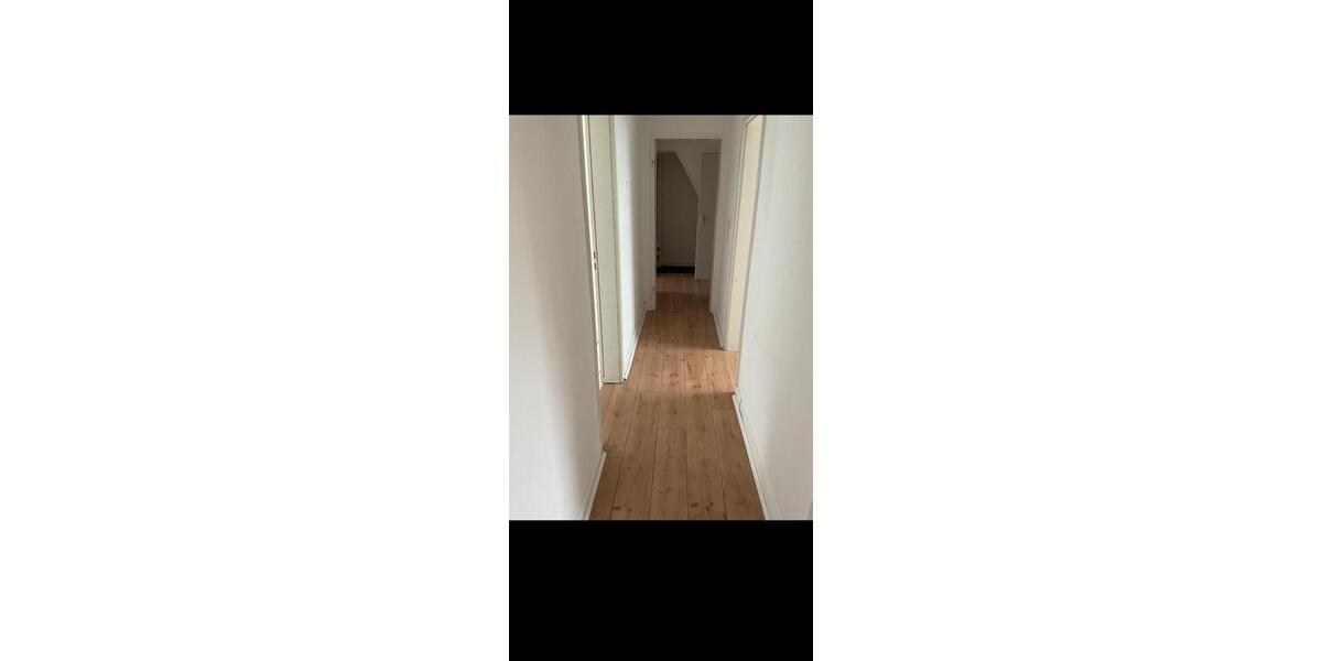 Dachgeschoßwohnung Wuppertal Elberfeld - 3 Zimmer, 69 m&sup2;, 635&euro; | Angebot:26337683