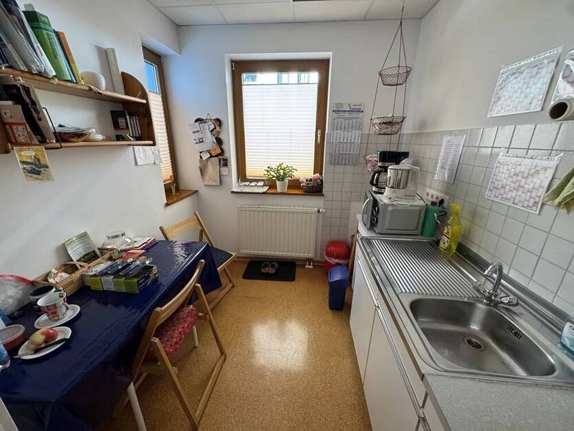 Top gepflegte Physiopraxis sucht neuen Mieter! 5 zimmer