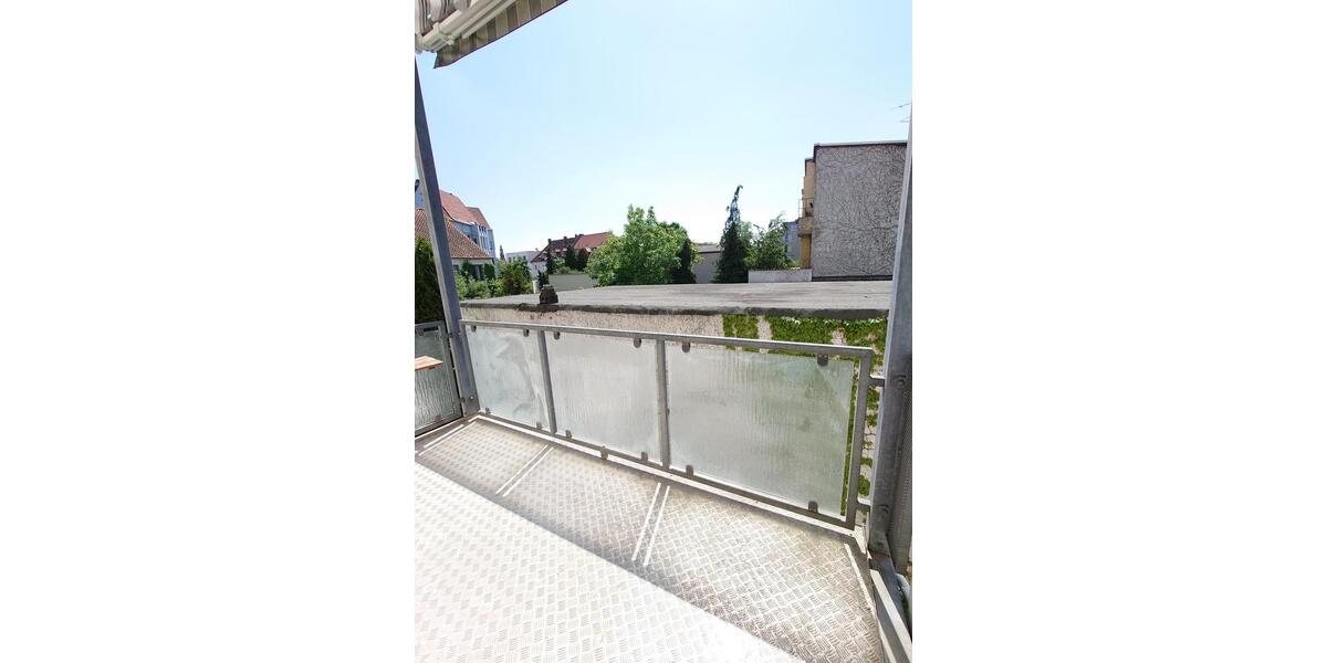Etagenwohnung Hannover Mitte - 3 Zimmer, 100 m&sup2;, 1.560&euro; | Angebot:26538413