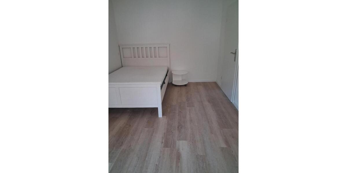 Etagenwohnung Lahr (Schwarzwald) - 1 Zimmer, 15 m&sup2;, 600&euro; | Angebot:26580159