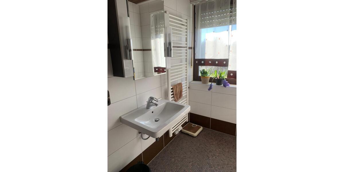 Wohnen auf Zeit Eichenzell - 1 Zimmer, 16 m&sup2;, 20&euro; | Angebot:24755190