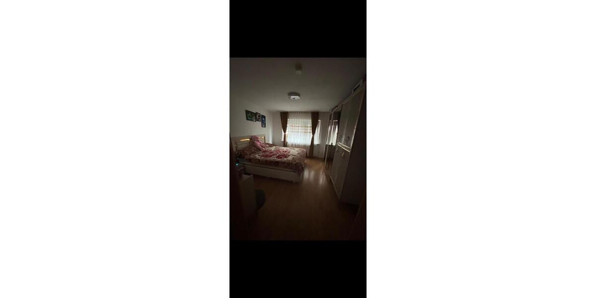 Etagenwohnung Schlitz - 7.5 Zimmer, 138 m&sup2;, 900&euro; | Angebot:26636093