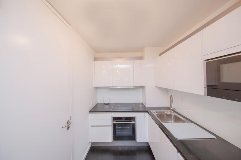 2 Zi-Whg mit Balkon am Berliner Dom mit Concierge EBK Aufzug u. TG (2.4) zimmer