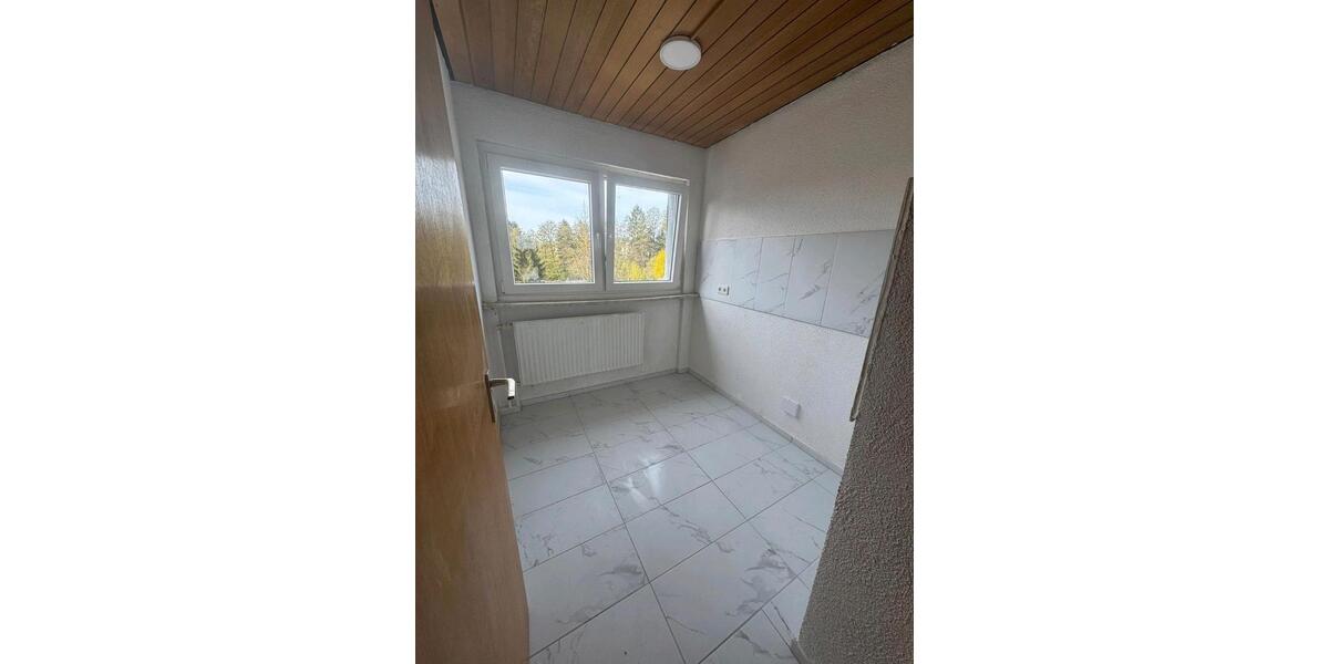 Erdgeschoßwohnung Namborn - 3.5 Zimmer, 90 m&sup2;, 760&euro; | Angebot:26224517