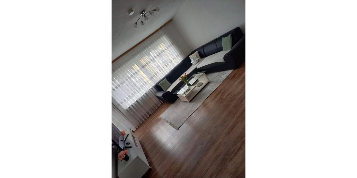 Etagenwohnung Rosenheim Innenstadt - 4 Zimmer, 94 m&sup2;, 1.500&euro; | Angebot:24661889