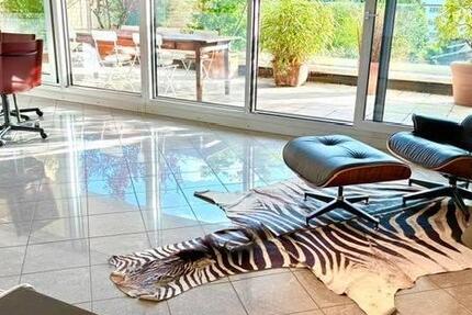 Top Lage - Charmante möblierte 3-Zimmer-Wohnung in Düsseldorf-Oberkassel 3 zimmer