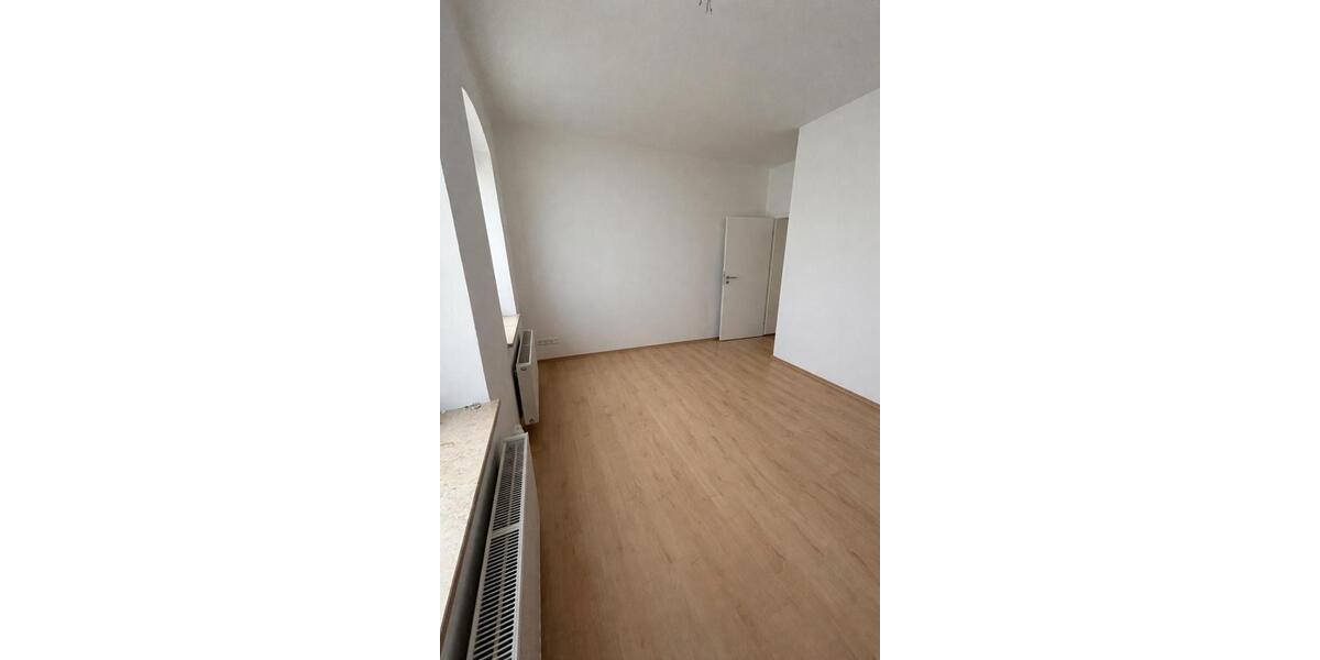 Erdgeschoßwohnung Heidenau - 1 Zimmer, 76 m&sup2;, 990&euro; | Angebot:24598473