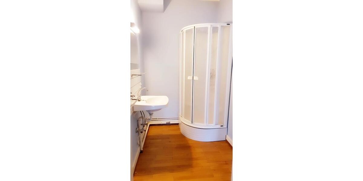 Wohnen auf Zeit Großrosseln - 4 Zimmer, 110 m&sup2;, 50&euro; | Angebot:26199059