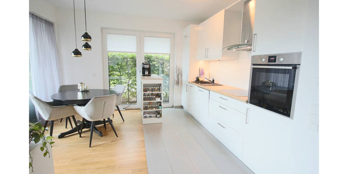 Etagenwohnung Bremen Altstadt - 4 Zimmer, 102 m&sup2;, 1.525&euro; | Angebot:26105626