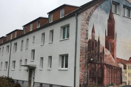 Wohnung Neubrandenburg - 2 Zimmer, 32 m&sup2;, 230&euro; | Angebot:25179505