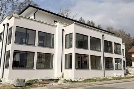 Wohnung Deggendorf Mietraching - 3 Zimmer, 87 m&sup2;, 1.050&euro; | Angebot:25867254