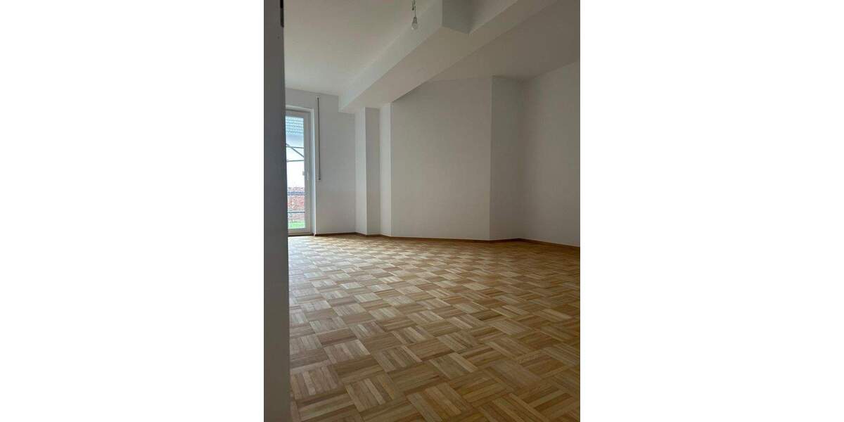 Etagenwohnung Schlüchtern - 2 Zimmer, 83 m&sup2;, 630&euro; | Angebot:25752233