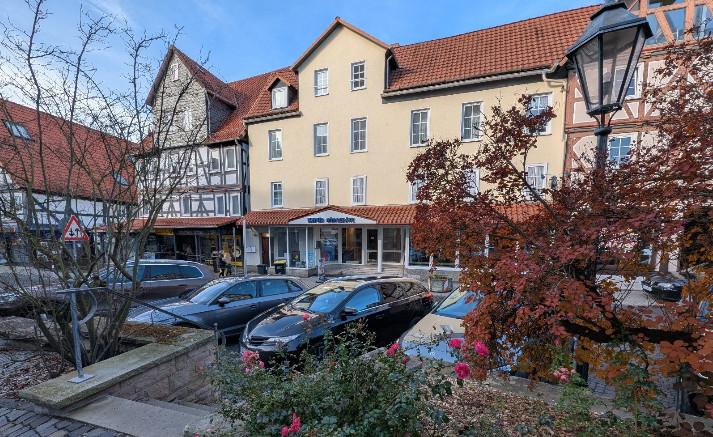 Etagenwohnung Wolfhagen - 5 Zimmer, 194 m&sup2;, 1.000&euro; | Angebot:23653733