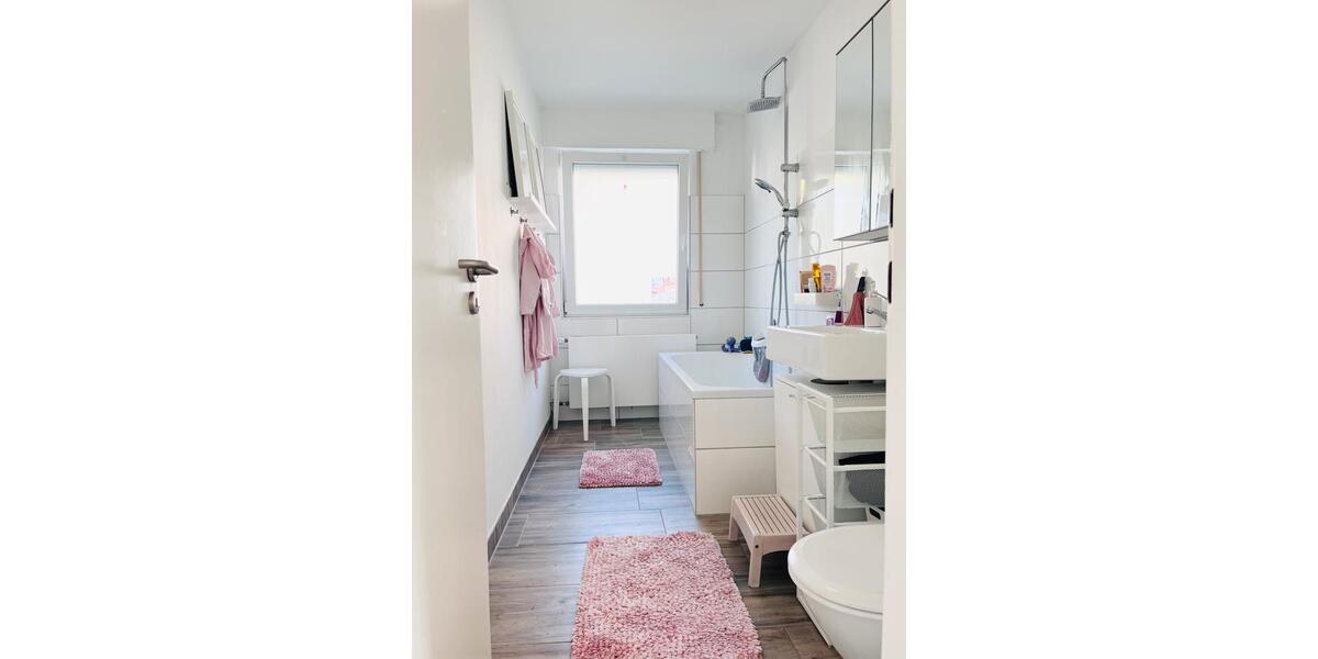 Einfamilienhaus Mainz Finthen - 3 Zimmer, 100 m&sup2;, 950&euro; | Angebot:25928478