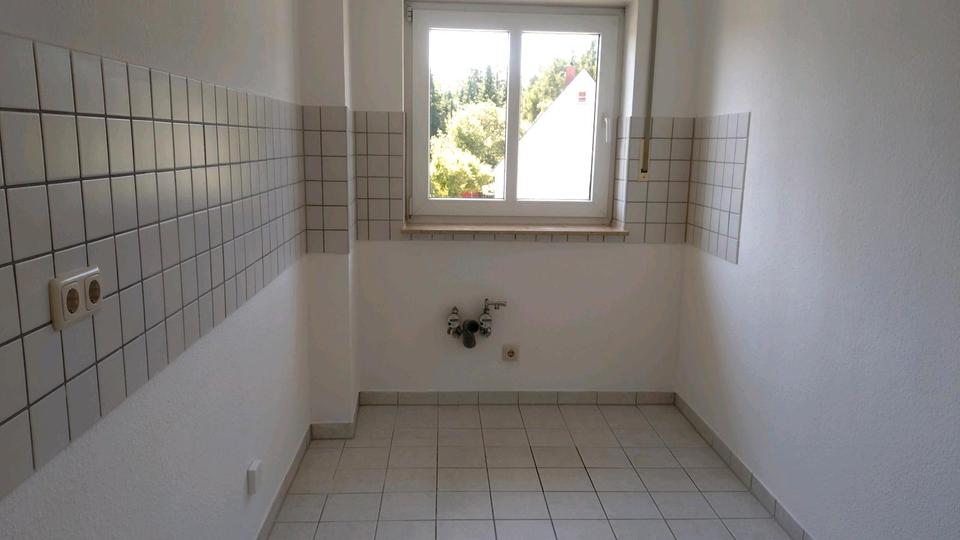 Etagenwohnung Reinsdorf - 2 Zimmer, 51 m&sup2;, 490&euro; | Angebot:24891377