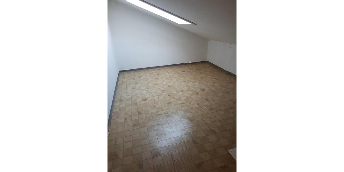 Dachgeschoßwohnung Bad Griesbach im Rottal - 1.5 Zimmer, 320&euro; | Angebot:23642614