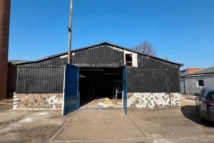 Kalthalle 170 m² mit Büro, WC & Parkplätzen zimmer