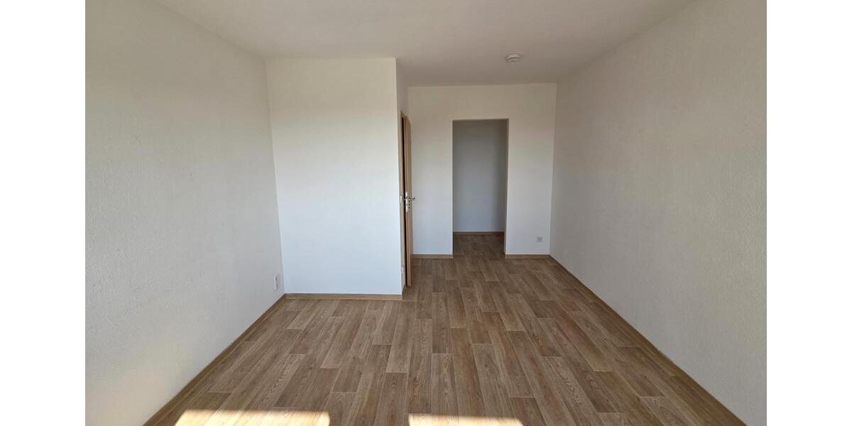 Etagenwohnung Hohenstein-Ernstthal Ernstthal - 5 Zimmer, 110 m&sup2;, 731&euro; | Angebot:25298527
